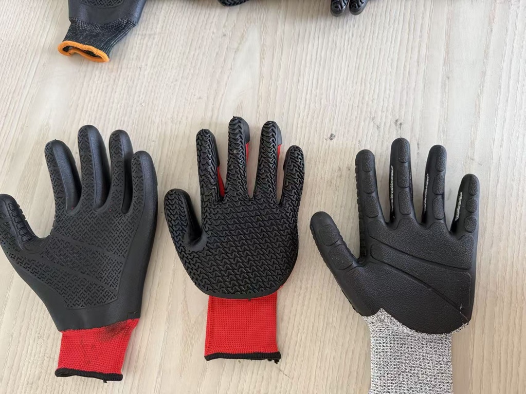 What are eco-friendly gloves?